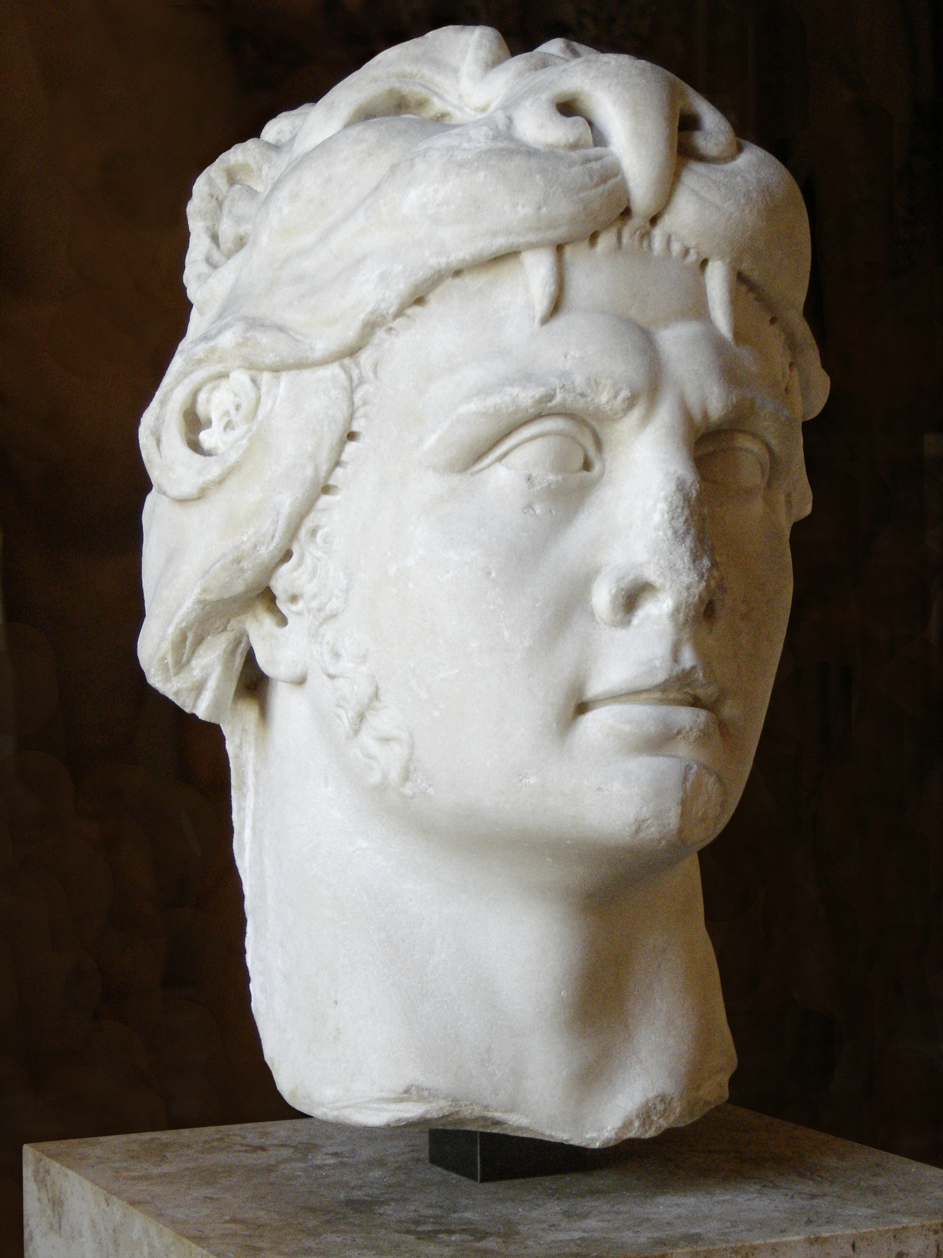 Portrait of the king of Pontus Mithridates VI as Heracles. Marble, Roman imperial period (1st century)