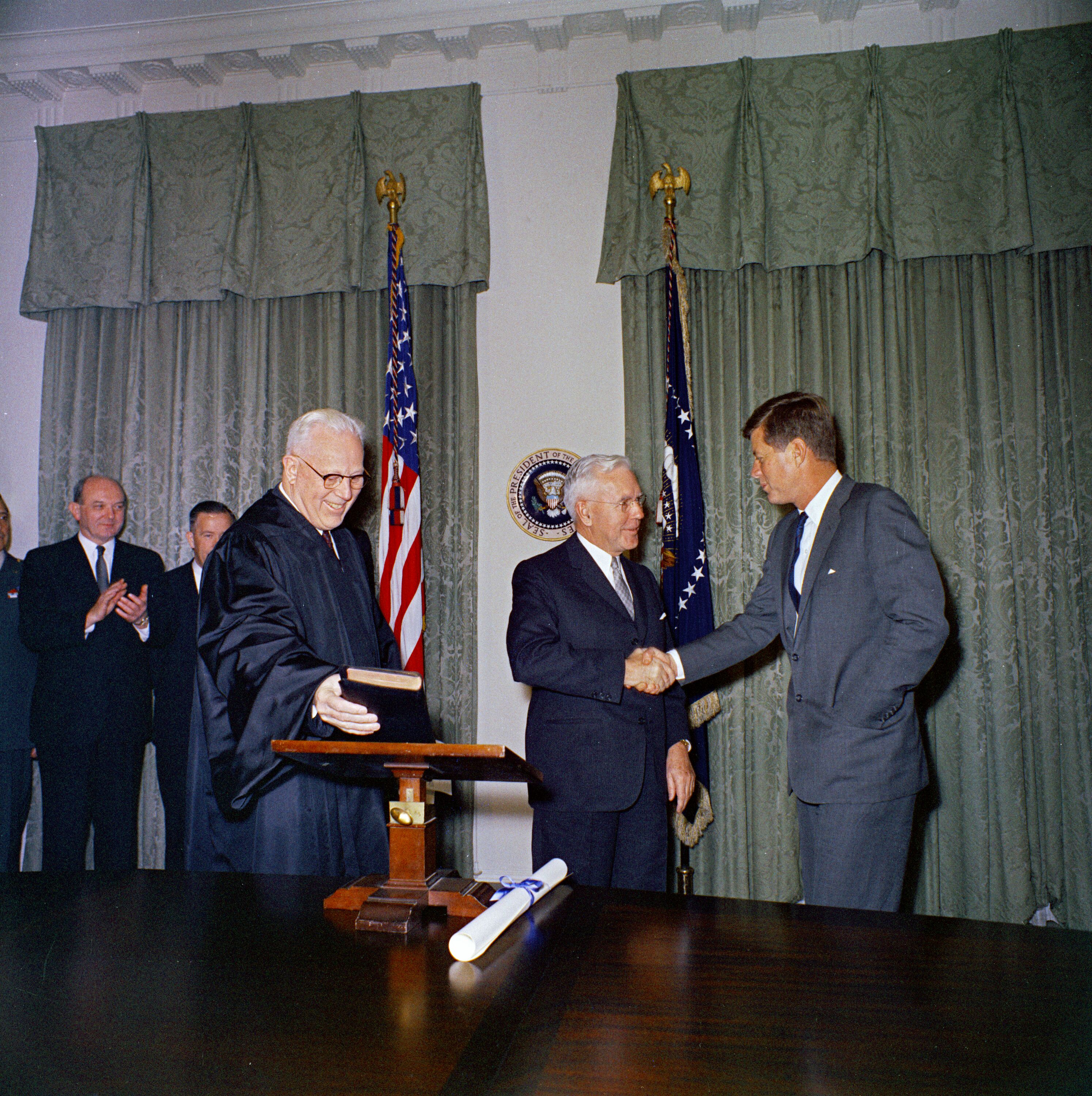 JFKWHP-KN-C19589